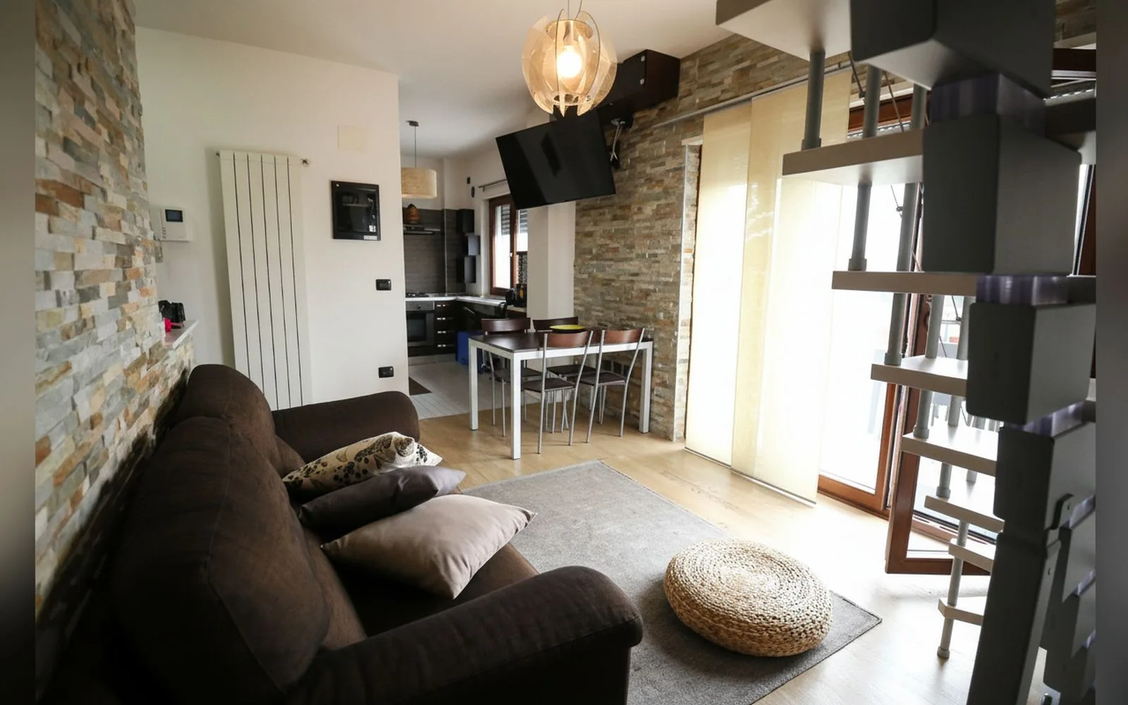 Sweet Home Cassino, 